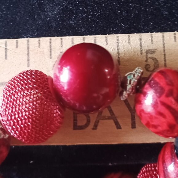 Beaded Stretch Bracelet - Picture 4 of 4